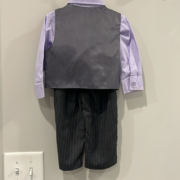 Nautica Boys 12 month 3 Piece Suit Set - Picture 3 of 8